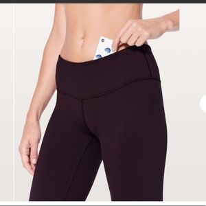 Lululemon Wunder Under LR Tight 28”